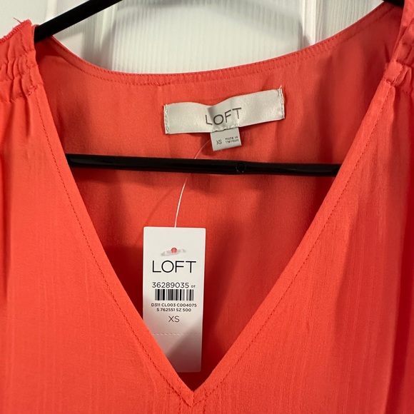 NWT: LOFT Flutter Sleeve Top - Picture 7 of 9